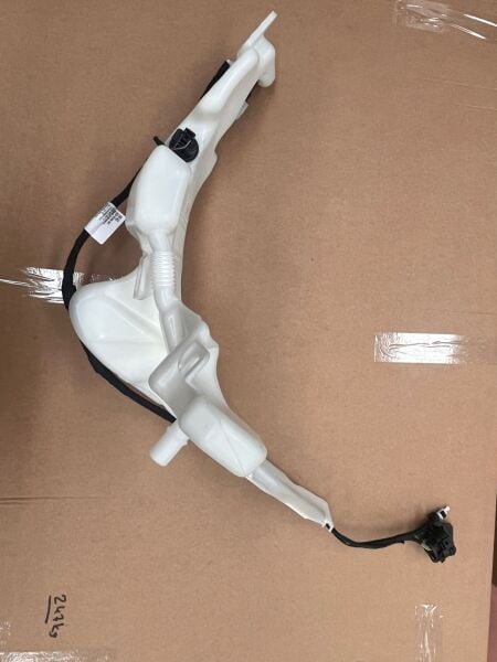 Wolkswagen Arteon SilcekSu Deposu Motorlu Oem.3G8955448