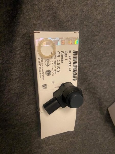 Opel İnsignia B Park Sensörü Orjinal 39136074