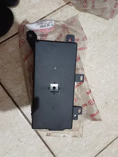 911603E990 Mobis Kia Sorento 2.5 Sigorta Kutusu Alt Kapağı 2002-09