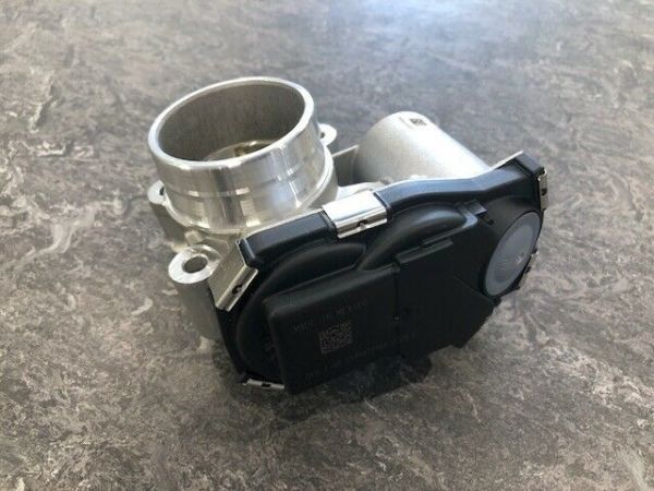 Opel İnsignia B 1.6 /2.0 Dizel B20DTH Gaz Kelebeği Gm 55496779