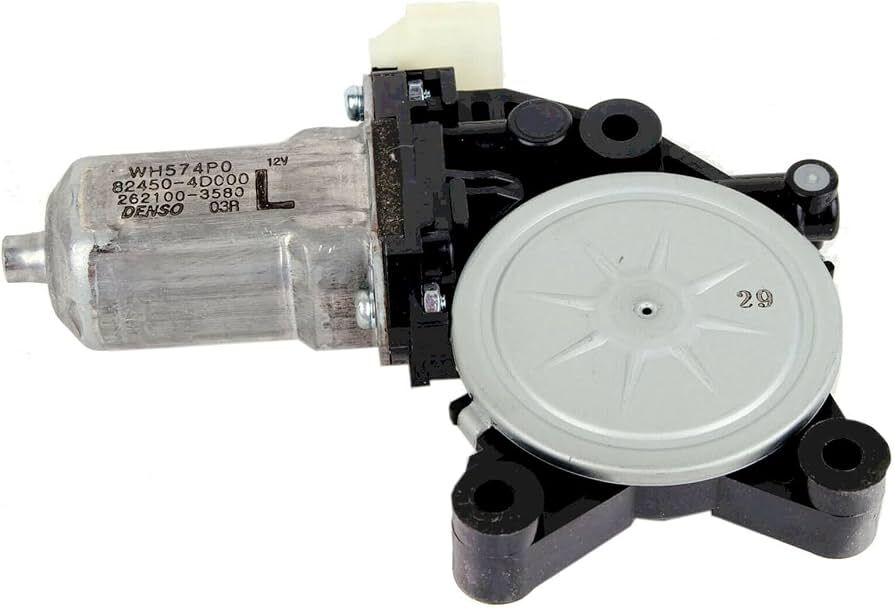 824501m000 Oem Kia Cerato Sol Ön Cam Motoru 2010-14