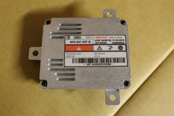 Passat CC Xenon Far Beyni Orjinal 8k0941597b