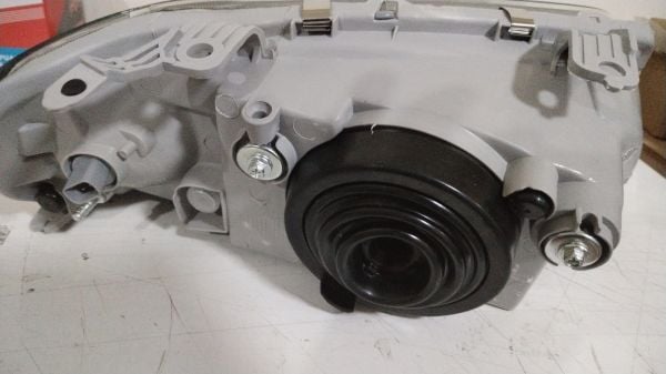 Chevrolet Aveo HB 2005-08 Sağ Far Elektrikli İthal