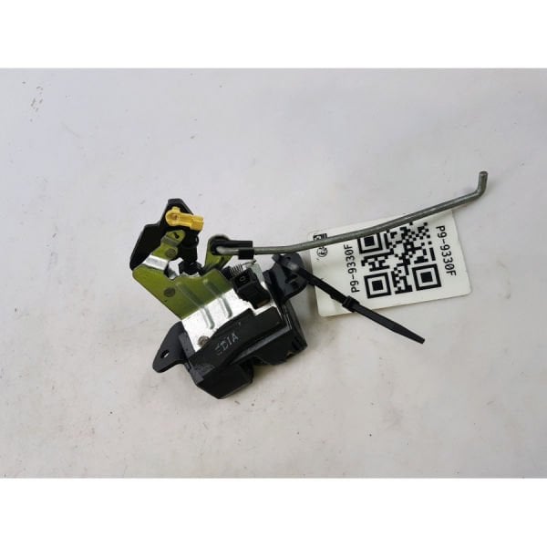 Hyundai İ20 Arka Bagaj Kilidi Orjinal 812301J020