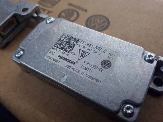 WV Passat 2011-17 Led Far Beyni Orjinal 7PP941597C