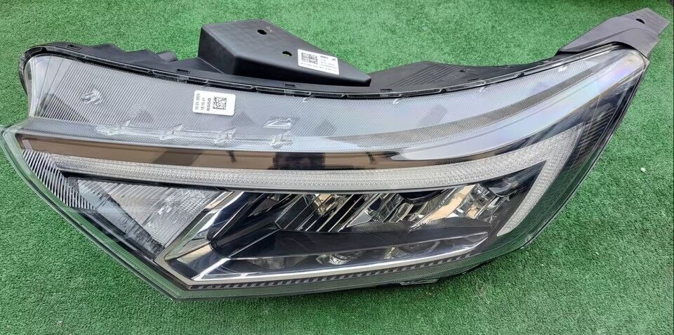 92101Q0100 İthal Hyundai İ20 Sol Far Ledli 2021-2025