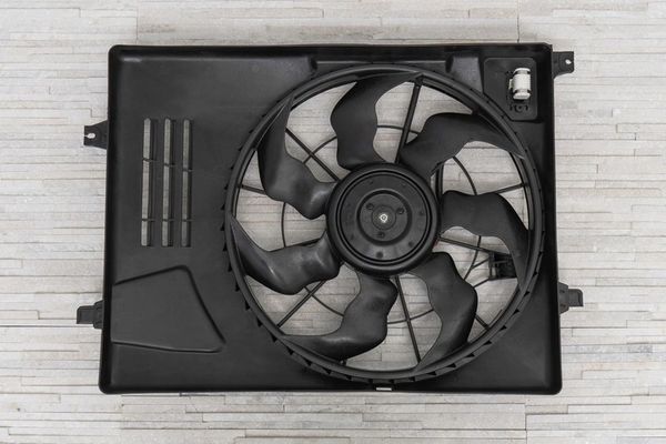 Hyundai Tuscon 1.6 GDİ 2015- Radyatör Fanı Komple Kore,25380d7600