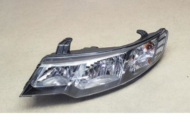 Kia Cerato 09-12 4 Kapı 1 6L Bnz Sol Far İthal